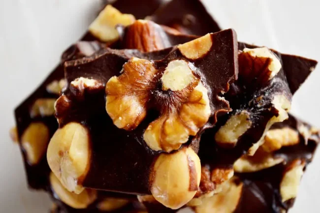Clean Eating Chocolate Bark