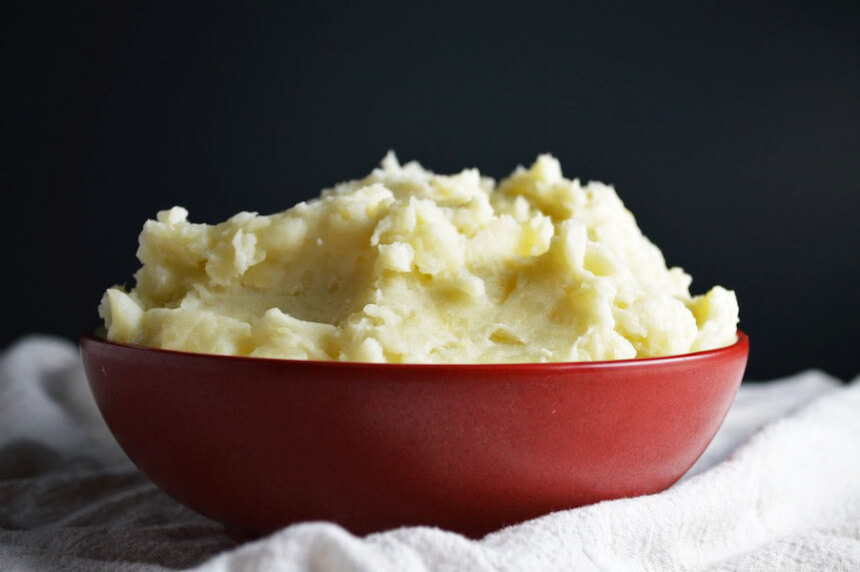 4 ingredient Buttery Mashed Potatoes