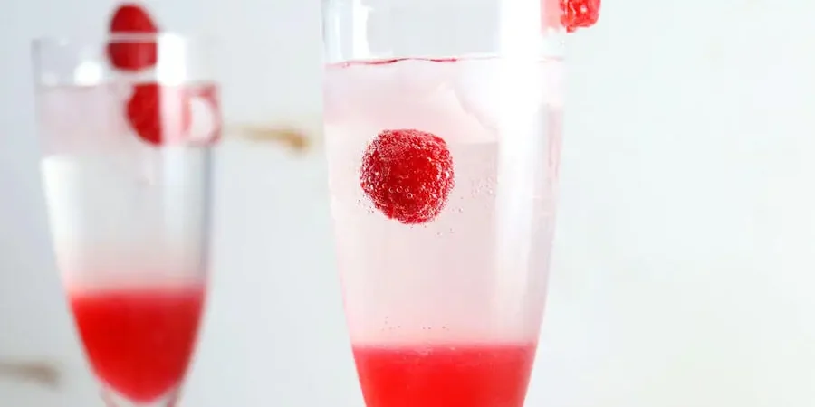 Raspberry Spritzers